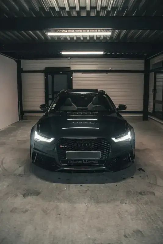 Bleu Utilisé 2016 Audi RS6 Sport Break | 73 900 € (Prix assez cher) - Image 1/4