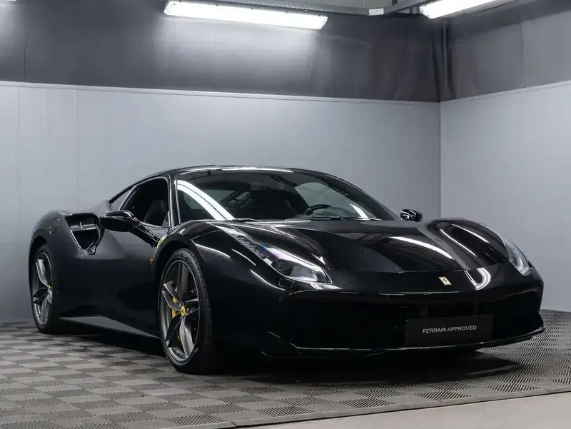 Noir Utilisé 2018 Ferrari 488 Coupé | 239 950 € (Prix juste) - Image 1/4