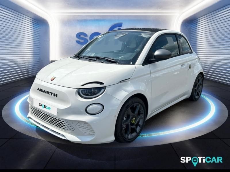 Blanc Nouvelle 2025 Abarth 500C Cabriolet | 36 590 € (Prix juste) - Image 1/3