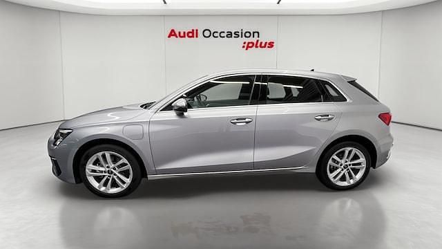 Occasion Audi A3 Sportback e-tron Business 150 ch (110 kW) 2024 Argent fleuret métallisé Citadine