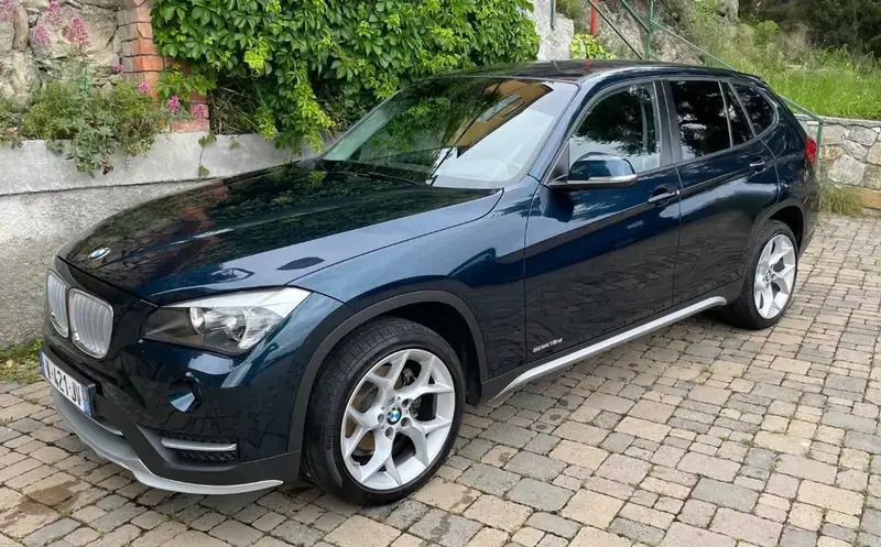 Bleu Utilisé 2014 BMW X1 xLine SUV | 13 990 € (Prix juste) - Image 1/4