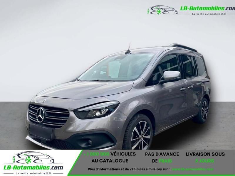 Utilisé 2022 Mercedes 180 Edition Berline | 27 200 € - Image 1/4