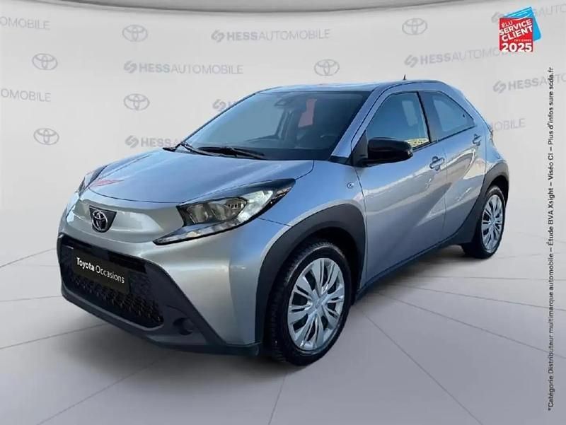 Gris Occasion 2022 Toyota Aygo X SUV | 14 499 € (Prix juste) - Image 1/4