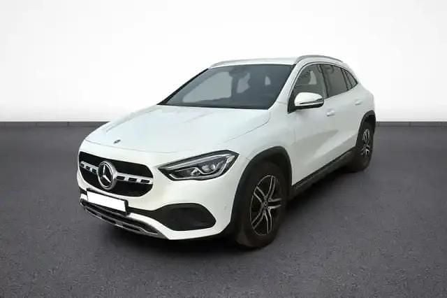 Blanc Utilisé 2022 Mercedes GLA200 SUV | 34 890 € (Bon prix) - Image 1/4