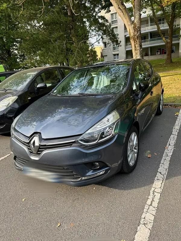 Utilisé 2018 Renault Clio IV LIMITED Berline | 8 900 € (Prix juste) - Image 1/4
