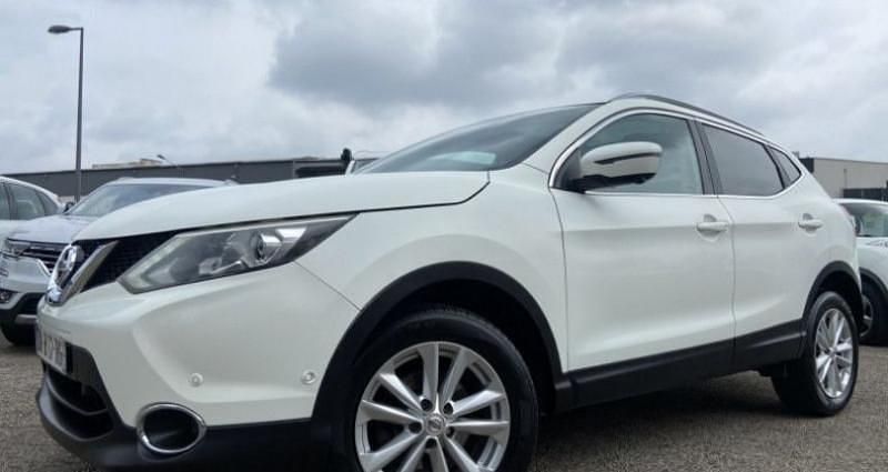 Blanc Utilisé 2015 Nissan Qashqai Tekna SUV | 8 990 € (Prix assez cher) - Image 1/4