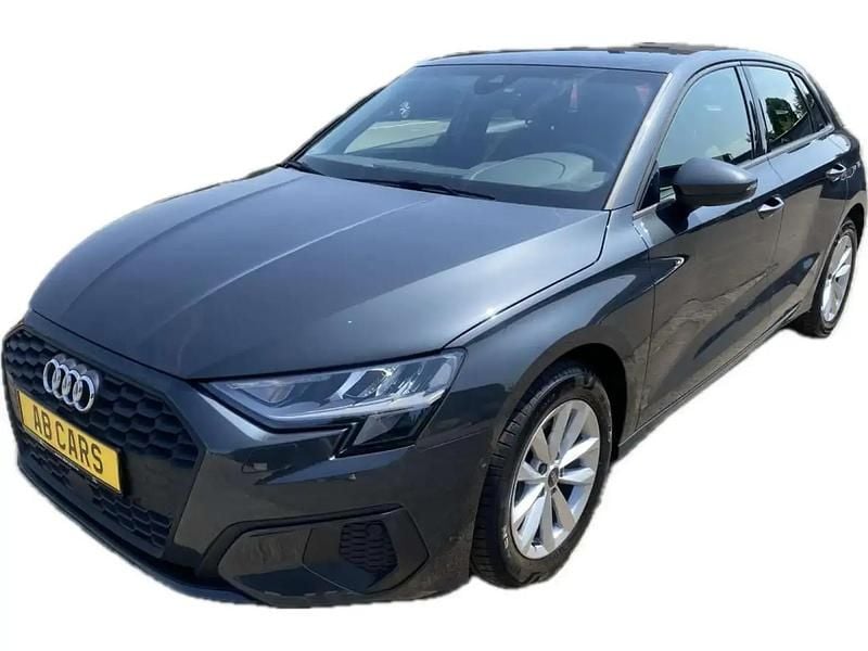 Gris Utilisé 2021 Audi A3 Berline | 21 528 € (Bon prix) - Image 1/4