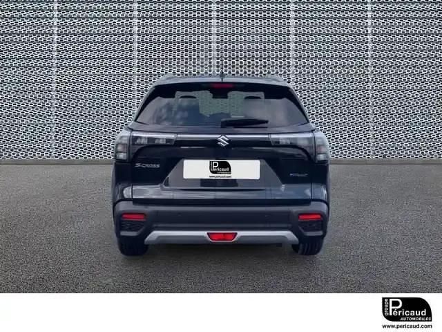 Nouvelle Suzuki SX4 S-Cross 2025 Comic black SUV