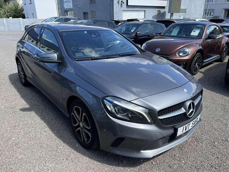 Occasion Mercedes A180 Urban 109 ch (80 kW) 2016 Gris Berline