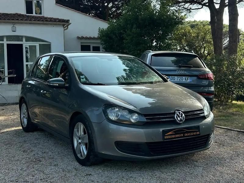 Gris Utilisé 2009 VW Golf VI Berline | 7 890 € (Prix juste) - Image 1/4