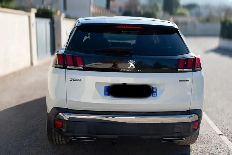 Blanc Occasion 2017 Peugeot 3008 S Berline | 15 000 € - Image 1/4