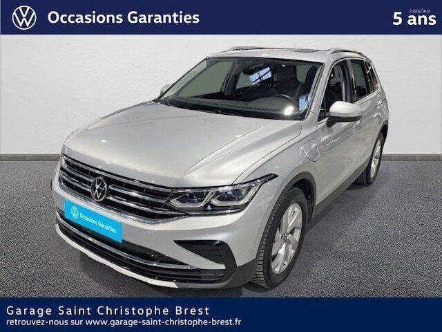 Utilisé 2021 VW Tiguan Elegance SUV | 30 490 € (Prix juste) - Image 1/4