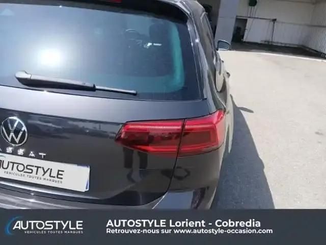 Occasion VW Passat Elegance 150 ch (110 kW) 2023 Noir Break