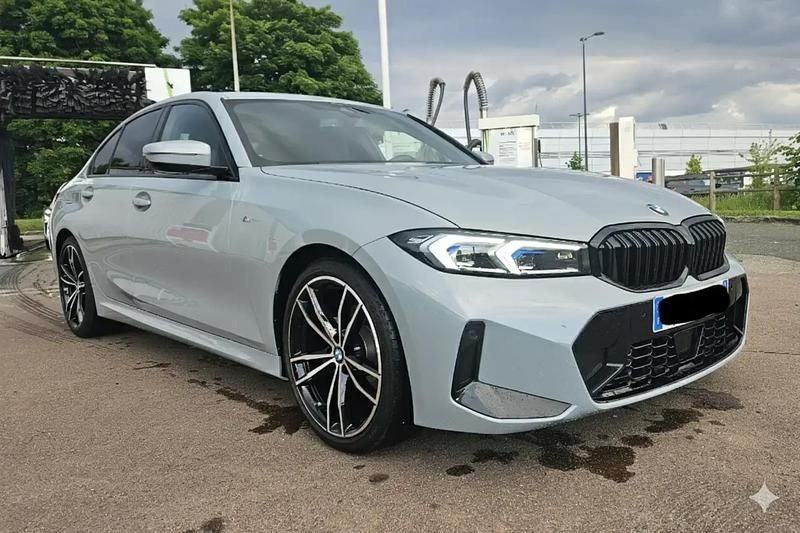 Gris Utilisé 2023 BMW 320 M Sport Berline | 39 990 € (Prix juste) - Image 1/4