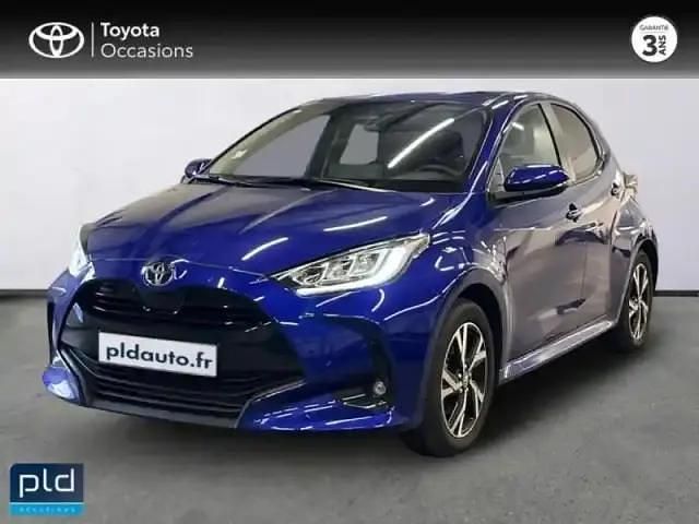 Occasion Toyota Yaris Hybrid Design 116 ch (85 kW) 2025 Bleu genièvre (m) Berline