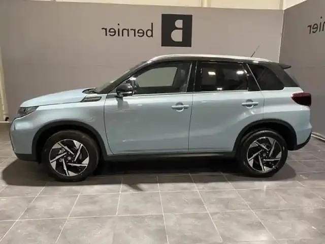 Occasion Suzuki Vitara Style 2025 So'color ice grayish blue/black métal SUV