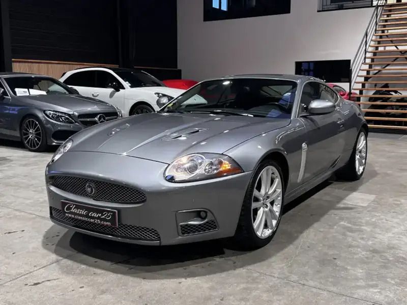 Gris Utilisé 2007 Jaguar XKR R Coupé | 31 990 € - Image 1/4