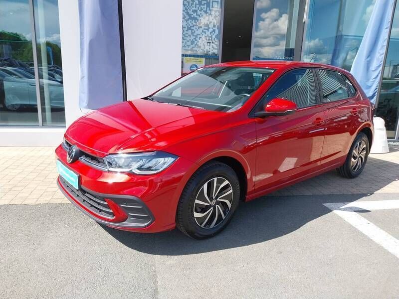 Rouge Utilisé 2023 VW Polo S Berline | 21 990 € (Prix juste) - Image 1/3