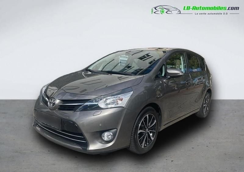 Utilisé 2017 Toyota Verso Monospace | 20 800 € - Image 1/4