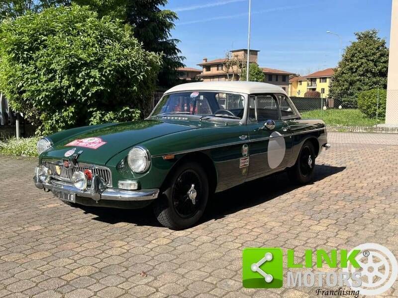 Vert Utilisé 1967 MG B Cabriolet | 31 000 € - Image 1/4