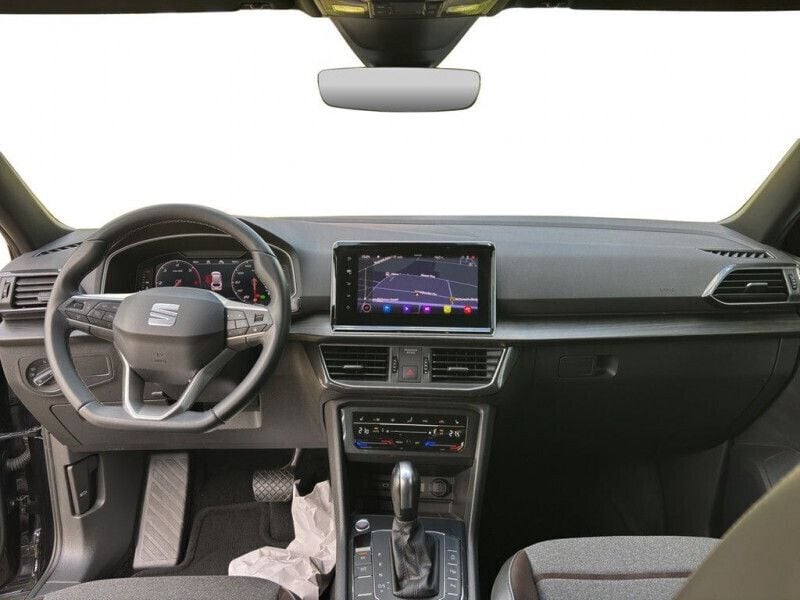 Image 3/4