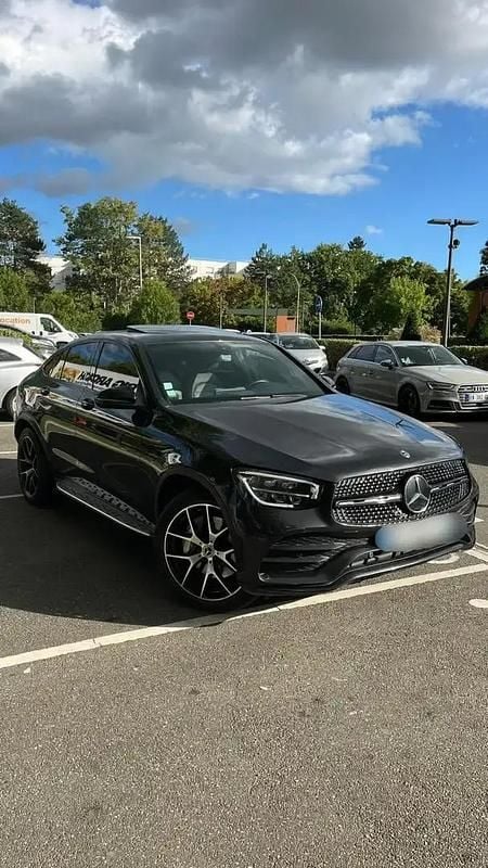 Noir Utilisé 2020 Mercedes GLC220 AMG line SUV | 35 499 € (Bon prix) - Image 1/4