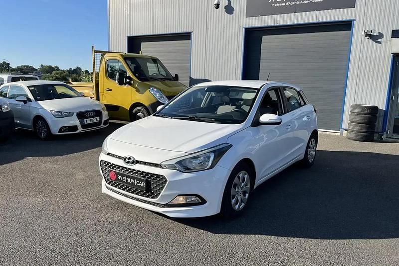 Utilisé 2015 Hyundai i20 Berline | 6 190 € - Image 1/4