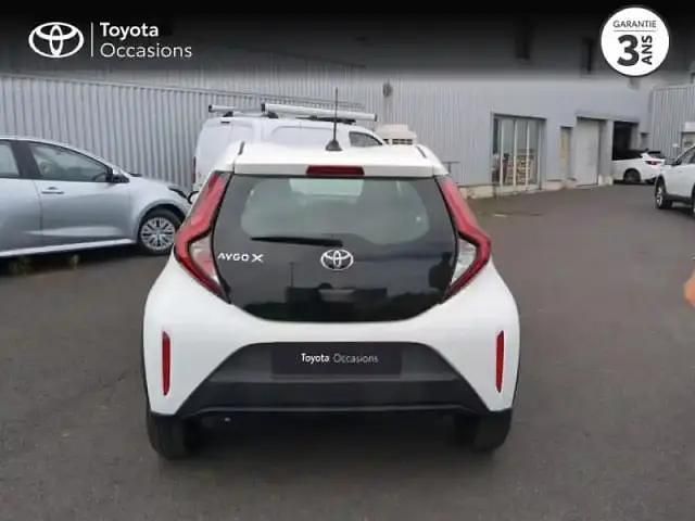 Occasion Toyota Aygo X Active 72 ch (52 kW) 2023 Blanc SUV