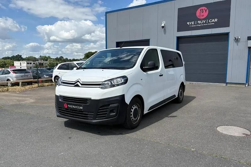 Blanc Utilisé 2017 Citroën Spacetourer Comfort Van | 11 990 € - Image 1/4