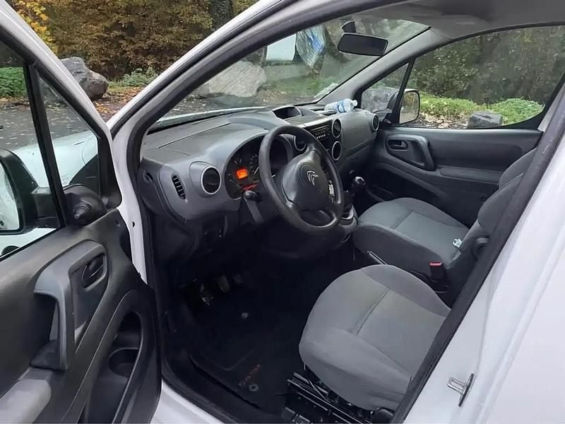 Occasion 2019 Citroën Berlingo Attraction Monospace | 3 500 € (Super prix) - Image 1/4