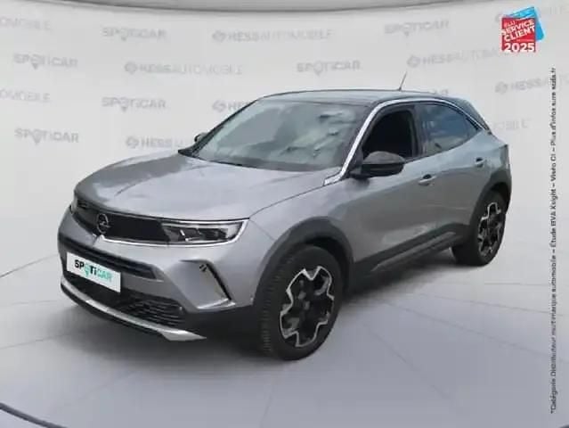 Gris quartz/toit noir perla nera métal Utilisé 2023 Opel Mokka Ultimate SUV | 18 799 € (Prix juste) - Image 1/4