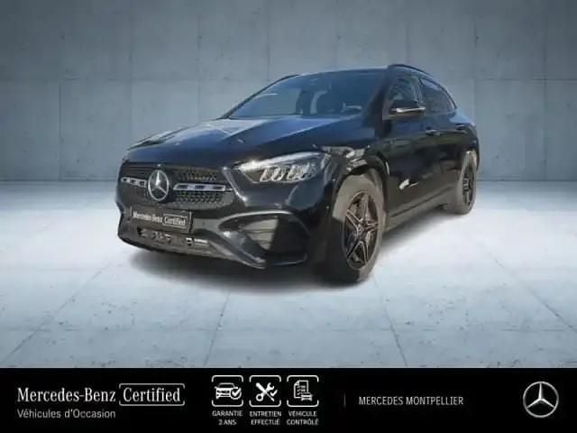 Noir cosmos métallisé Occasion 2023 Mercedes GLA250 AMG line SUV | 38 900 € (Bon prix) - Image 1/4