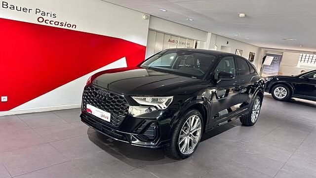 Noir mythe métallisé Utilisé 2024 Audi Q3 Sportback S-Line SUV | 40 980 € (Prix juste) - Image 1/4