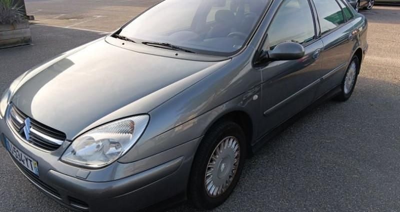 Gris Utilisé 2002 Citroën C5 Exclusive Berline | 2 990 € - Image 1/4