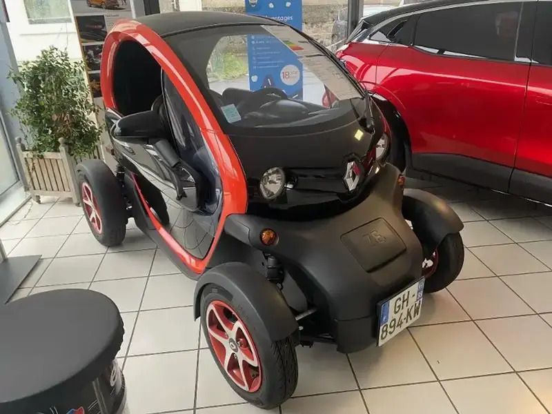 Noir Utilisé 2022 Renault Twizy Intens Citadine | 7 990 € - Image 1/4