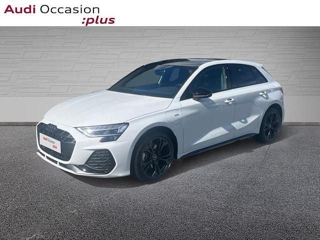 Blanc glacier métallisé Utilisé 2025 Audi A3 Sportback e-tron S-Line Citadine | 49 900 € - Image 1/4