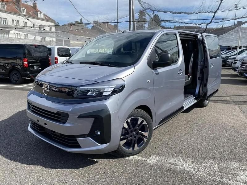 Gris Nouvelle 2025 Opel Zafira Life Business Van | 44 890 € - Image 1/4