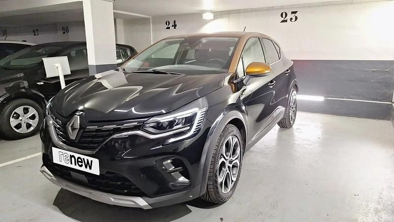 Noir Occasion 2021 Renault Captur Intens SUV | 16 190 € (Bon prix) - Image 1/4