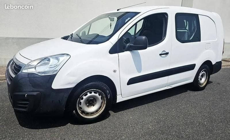 Blanc Occasion 2016 Peugeot Partner Monospace | 5 990 € (Prix juste) - Image 1/4