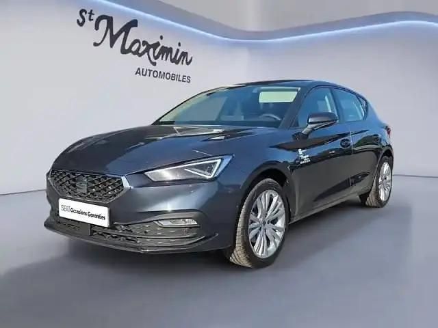 Gris magnetique Utilisé 2025 Seat Leon Berline | 27 990 € - Image 1/4