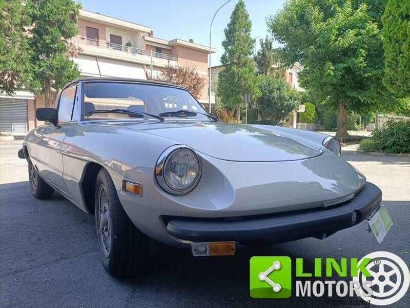 Gris Utilisé 1981 Alfa Romeo Spider Cabriolet | 18 100 € - Image 1/4