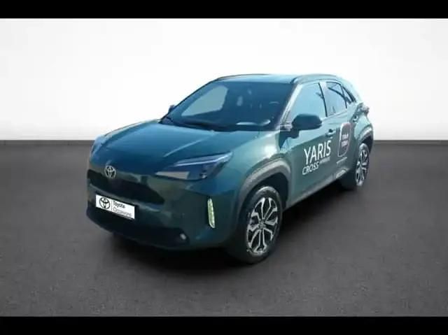 Vert Utilisé 2025 Toyota Yaris Hybrid Design SUV | 28 350 € (Prix assez cher) - Image 1/4