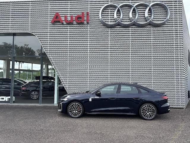 Occasion Audi A5 Design 204 ch (150 kW) 2025 Bleu firmament métallisé Berline