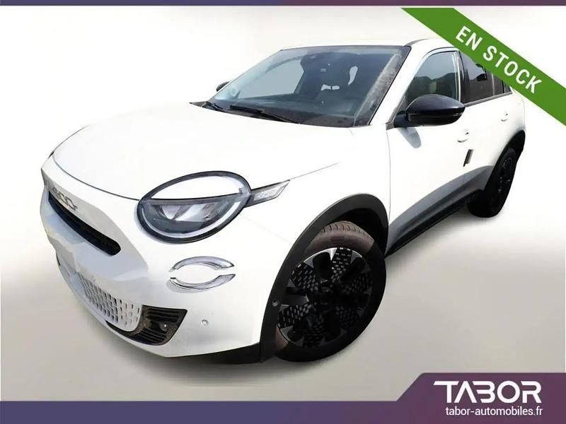 Blanc Nouvelle 2025 Fiat 600 La Prima SUV | 25 340 € (Prix juste) - Image 1/4