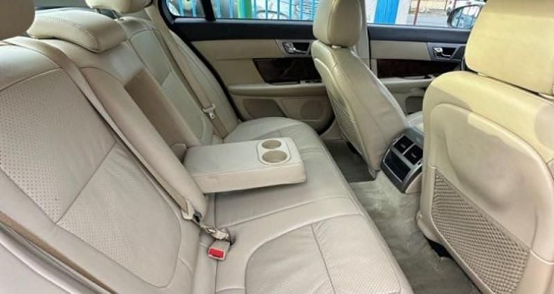 Occasion Jaguar XF 208 ch (152 kW) 2009 Vert Berline
