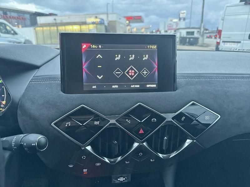 Occasion DS Automobiles DS3 Crossback E-Tense Performance 100 kW (136 ch) 2022 Blanc banquise  toit noir perla n. SUV