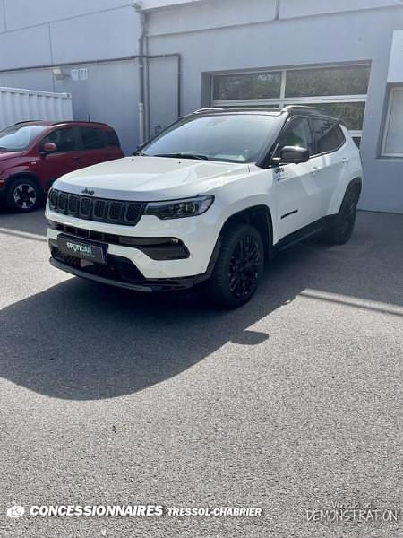 Blanc Occasion 2024 Jeep Compass SUV | 36 900 € (Prix cher) - Image 1/4