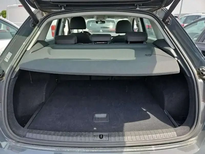 Image 2/4
