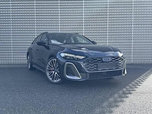 Bleu firmament métallisé Nouvelle 2025 Audi A5 Design Coupé | 70 710 € - Image 1/4