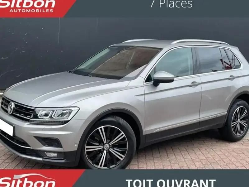 Gris Utilisé 2021 VW Tiguan Allspace SUV | 29 970 € (Bon prix) - Image 1/4